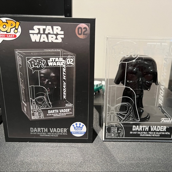 Funko Pop! Star Wars Darth Vader #02 Exclusive DIE-CAST - Picture 2 of 2